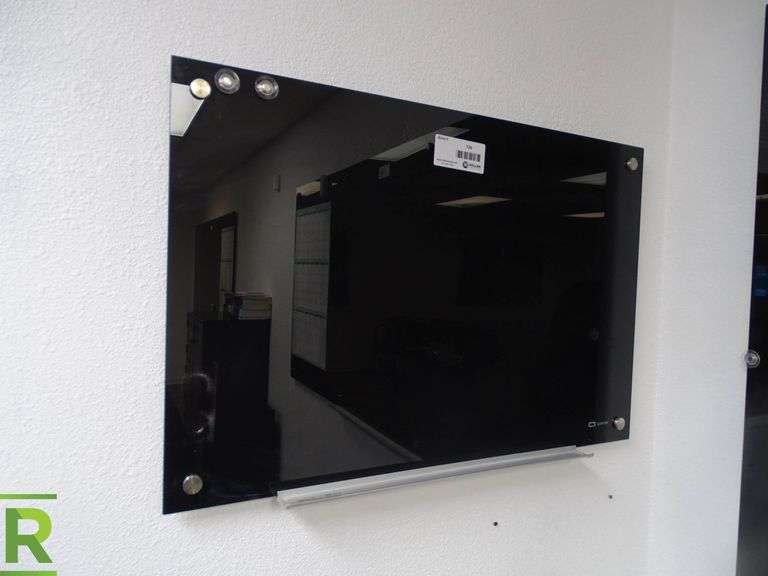 Quartet 3 X 2 Black Wall Mount Dry Erase Board Roller Auctions