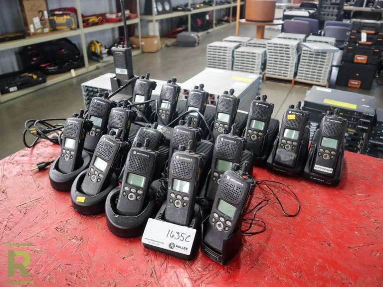 (17) Motorola XTS2500 2-Way Portable Radios (No Battery, No Antenna) - Roller Auctions
