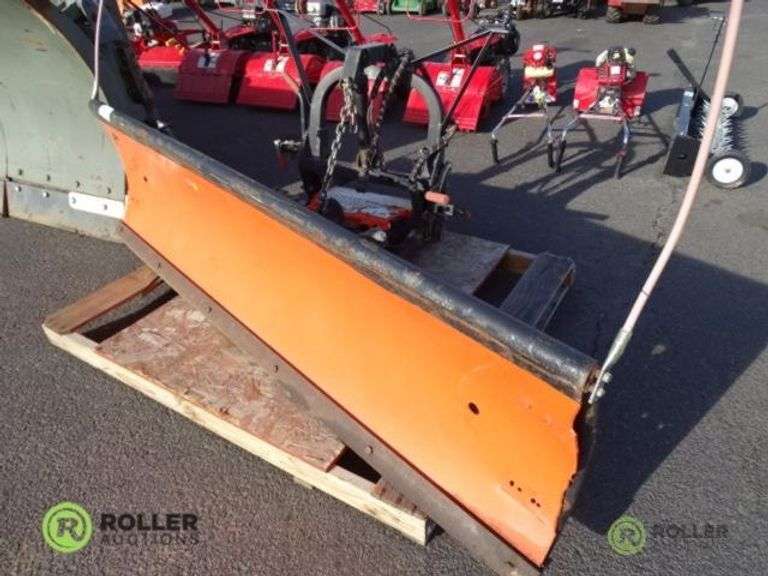 72in Plastic Snow Plow With Curtis Hide Away Hydraulics Mount Roller