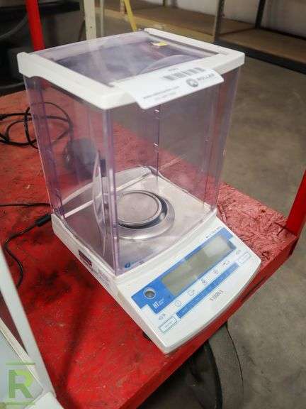 Shinko Denshi HT124 Tuning Fork Analytical Balance - Roller Auctions