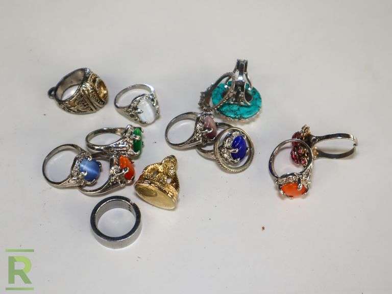 Rings - Roller Auctions