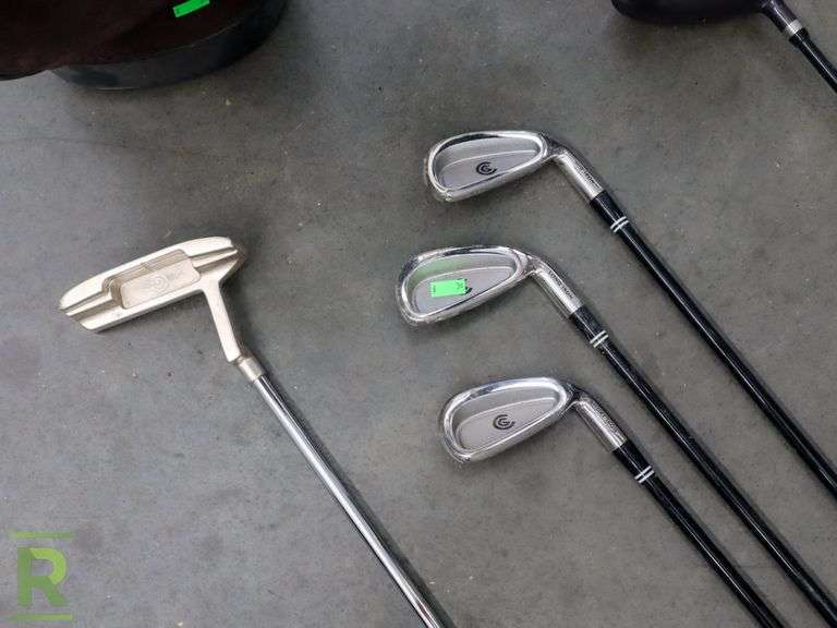 Cleveland Junior Golf Clubs and Bag Roller Auctions