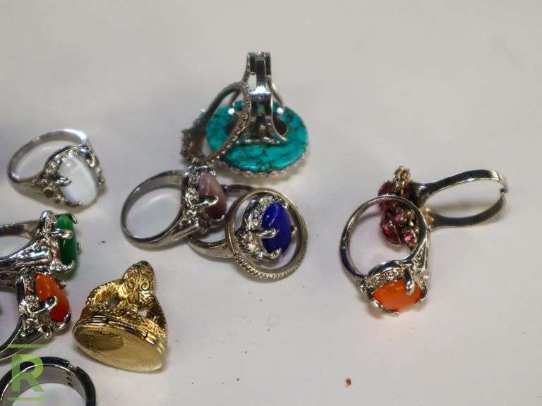 Rings - Roller Auctions