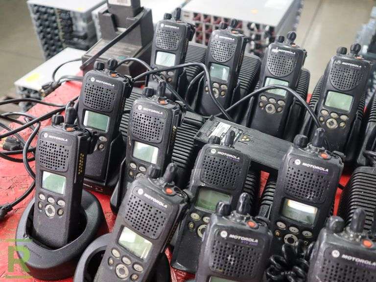 (17) Motorola XTS2500 2-Way Portable Radios (No Battery, No Antenna) - Roller Auctions