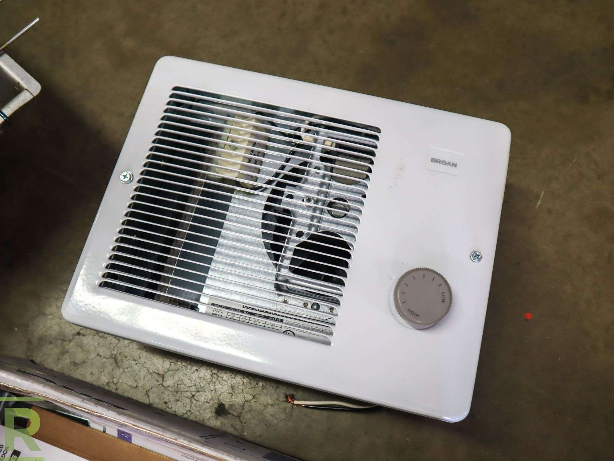 Broan 174 Wall Heater, 1500W, Electric - Roller Auctions