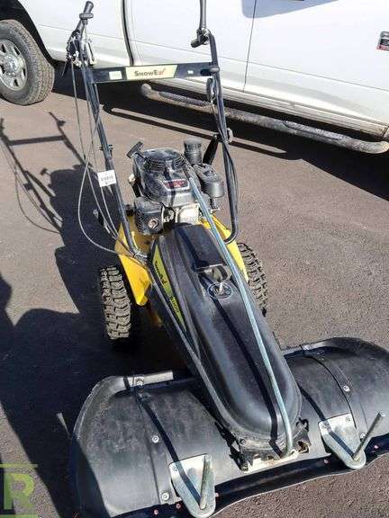 SnowEx SS 4000 Walk Behind Sweeper, Honda GXV 160 Gas Engine - Roller Auctions