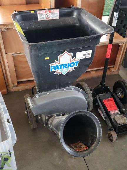 Patriot Chipper Shredder Vac - Roller Auctions