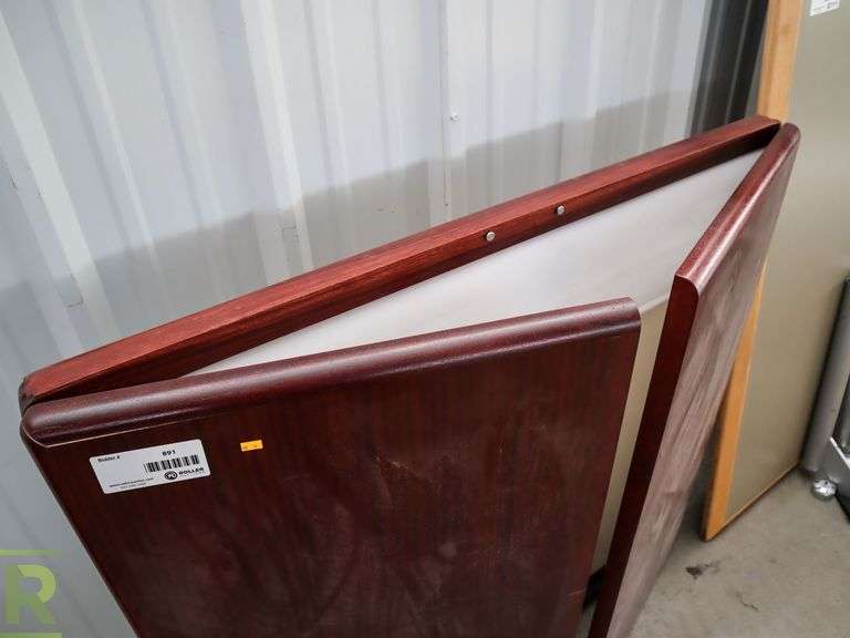 Enclosed Whitebaord / Projector Screen - Roller Auctions