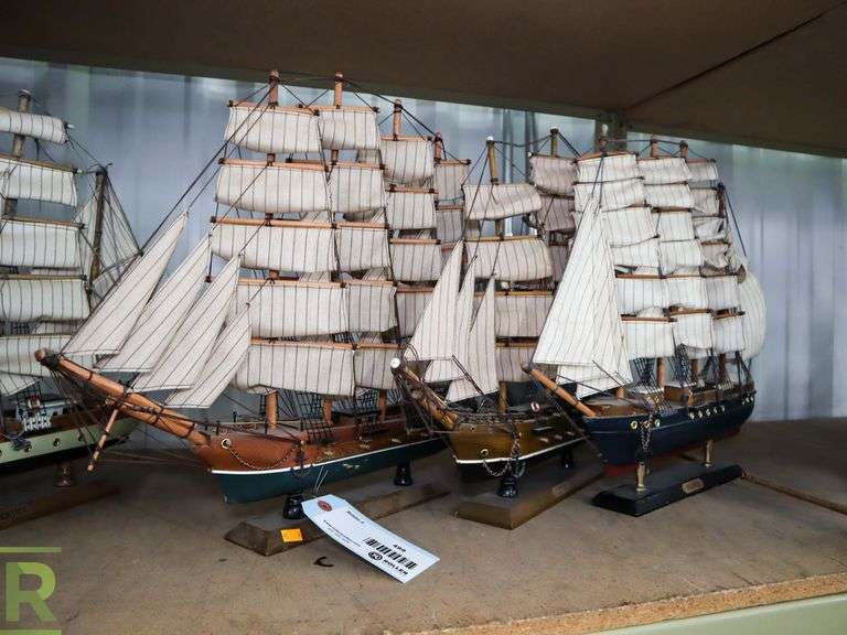 (3) Collectable Ships - Roller Auctions