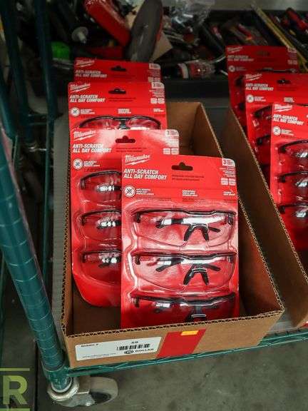 Tray of Milwaukee Safety Glasses; 48-73-2052 - Roller Auctions