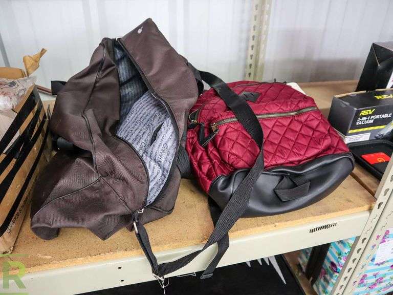(4) Hand Bags, Calvin Klein, Guess, Mossimo, and Betsy Johnson - Roller Auctions