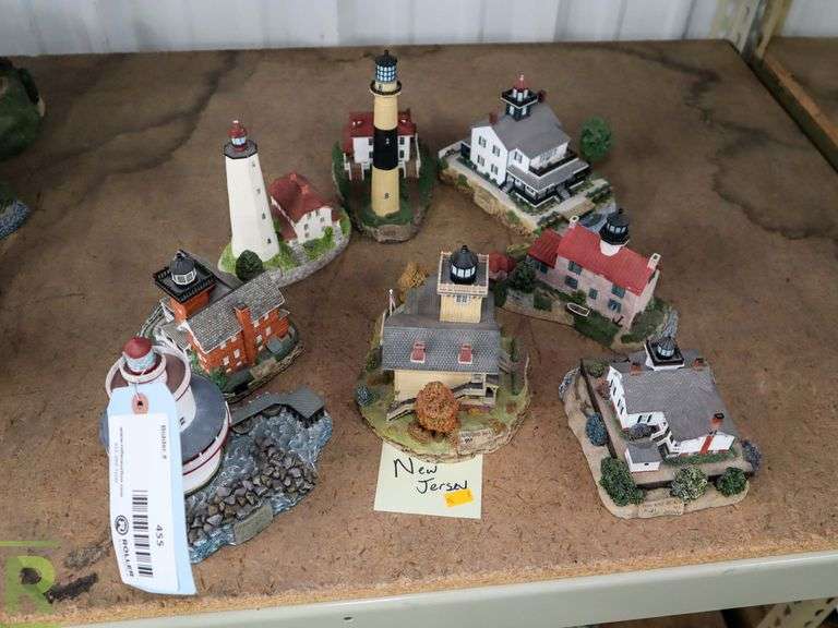 (8) Harbour Lights Collectable Lighthouses, New Jersey - Roller Auctions