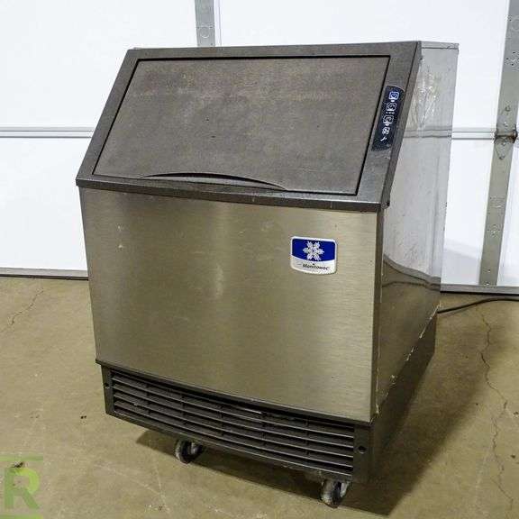 Manitowoc UY0240A161B Ice Maker, Air Cooled Roller Auctions