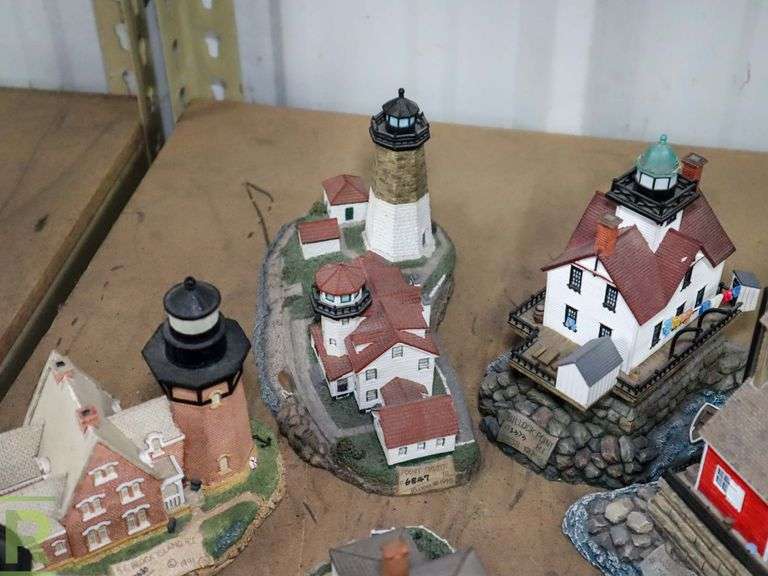 (7) Harbour Lights Collectable Lighthouses, Rhode Island - Roller Auctions