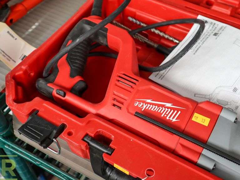 Milwaukee 5262-21 SDS Plus Rotary Hammer - Roller Auctions