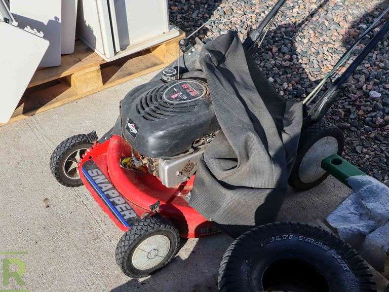 Snapper 21" Self-Propelled Lawn Mower, Briggs & Stratton 190CC Engine (Roller Auctions Unable to Start) - Roller Auctions