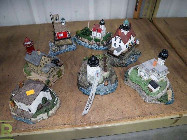 (7) Harbour Lights Collectable Lighthouses, Rhode Island - Roller Auctions