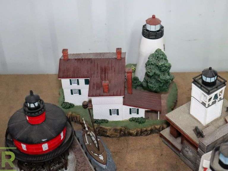 (7) Harbour Lights Collectable Lighthouses, Maryland - Roller Auctions