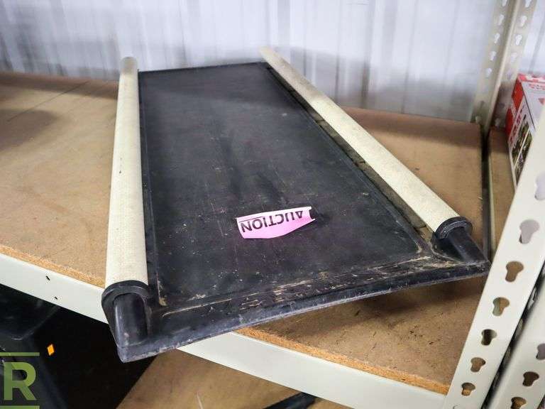 Pet Ramp - Roller Auctions