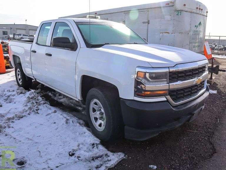 2017 Chevrolet Silverado 1500 LS 4WD Pickup - Roller Auctions