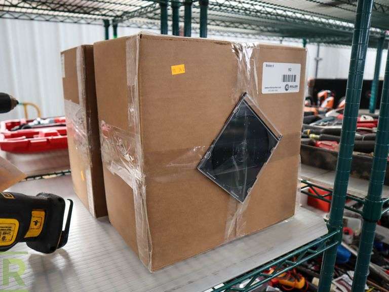 (2) Boxes Of CD Jewell Cases - Roller Auctions