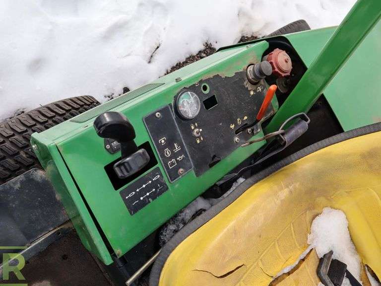 John Deere F935 Tractor Roller Auctions