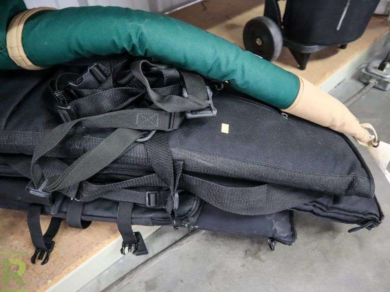 (4) Rifle Bags - Roller Auctions