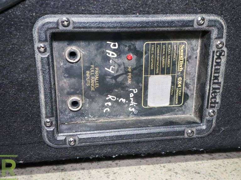 (2) Soundtech SM12 CX4 2-Way Monitor Speakers With Covers - Roller Auctions