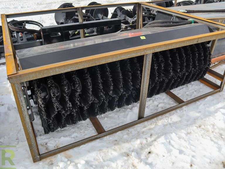 New Wolverine Hydraulic 72" Angle Broom Sweeper Attachment to Fit Skid ...