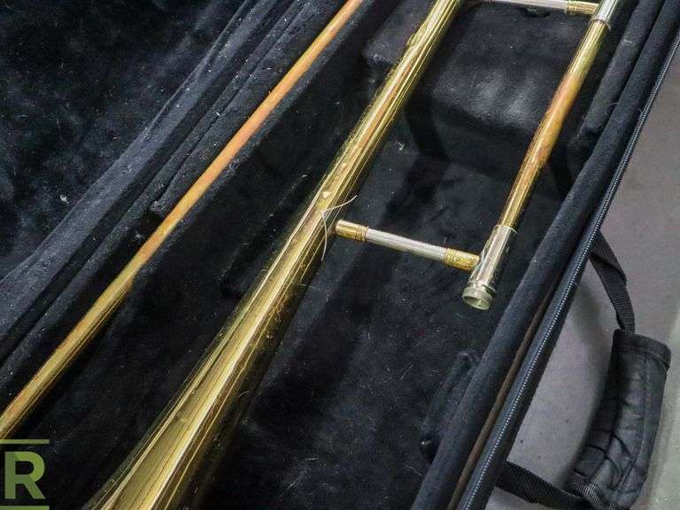 Buescher Aristocrat Trombone With Case - Roller Auctions