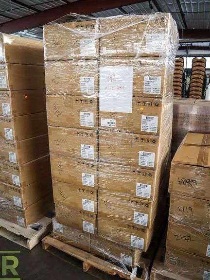 (32) Boxes of Cisco MR42 Wireless Access Points, (6) Per Box / (192) Total - Roller Auctions