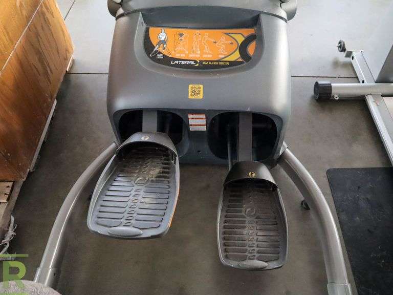 Octane Fitness LX8000 Lateral X Elliptical - Roller Auctions