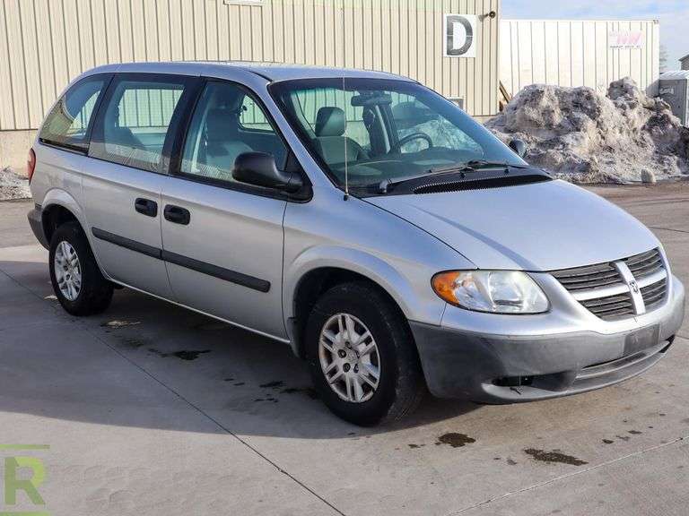 2007 Dodge Caravan SE FWD Van - Roller Auctions