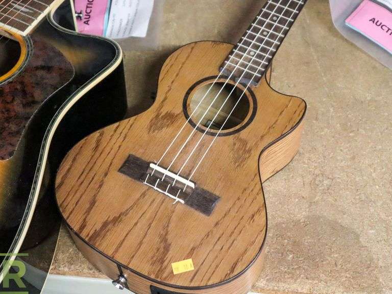 Lanikai 0A-CET Ukelele and Urban Acoustic Guitar (Both With Electric Pickups) - Roller Auctions