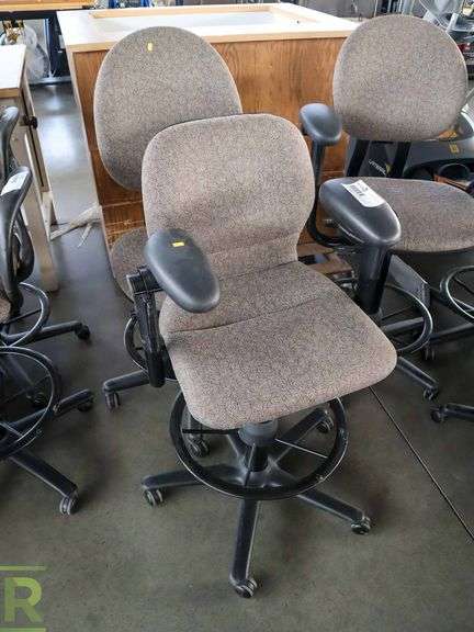 (2) Office Stools - Roller Auctions