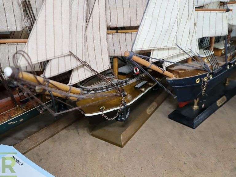 (3) Collectable Ships - Roller Auctions