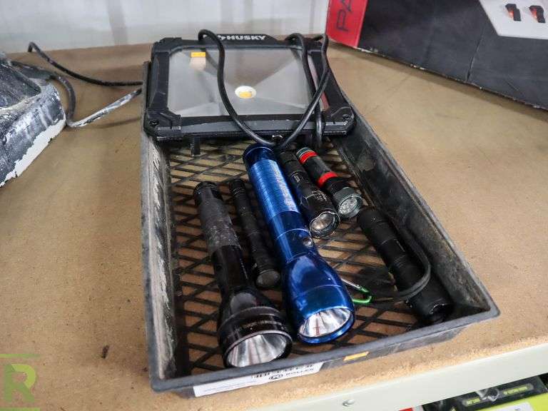 Tray of Flashlights and Husky Work Light - Roller Auctions