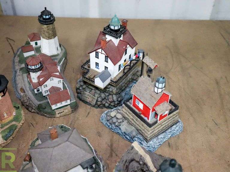 (7) Harbour Lights Collectable Lighthouses, Rhode Island - Roller Auctions