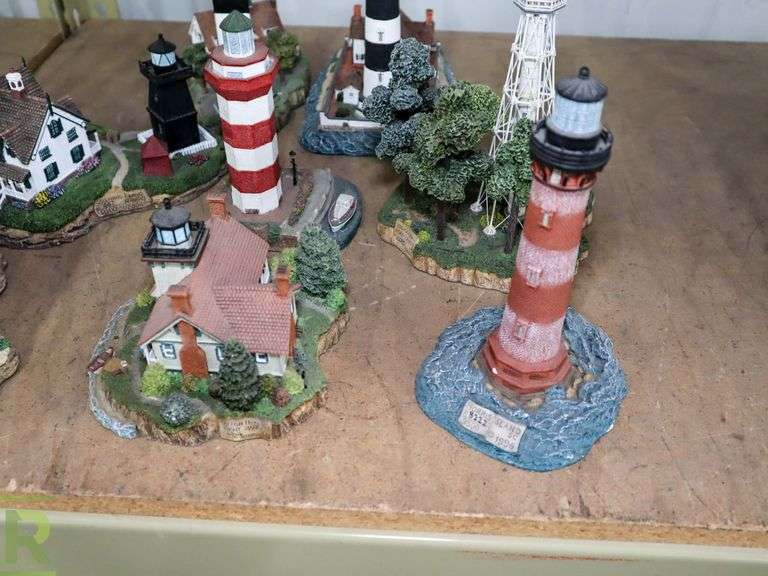 (8) Harbour Lights Collectable Lighthouses, South Carolina - Roller Auctions