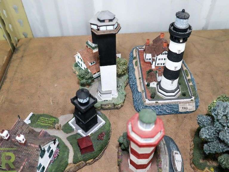 (8) Harbour Lights Collectable Lighthouses, South Carolina - Roller Auctions