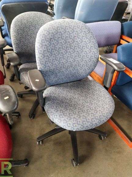 (2) Office Chairs - Roller Auctions