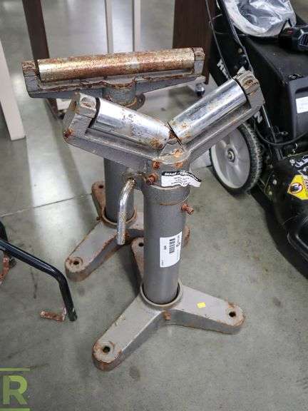 (2) Rolling Material Support Stands - Roller Auctions