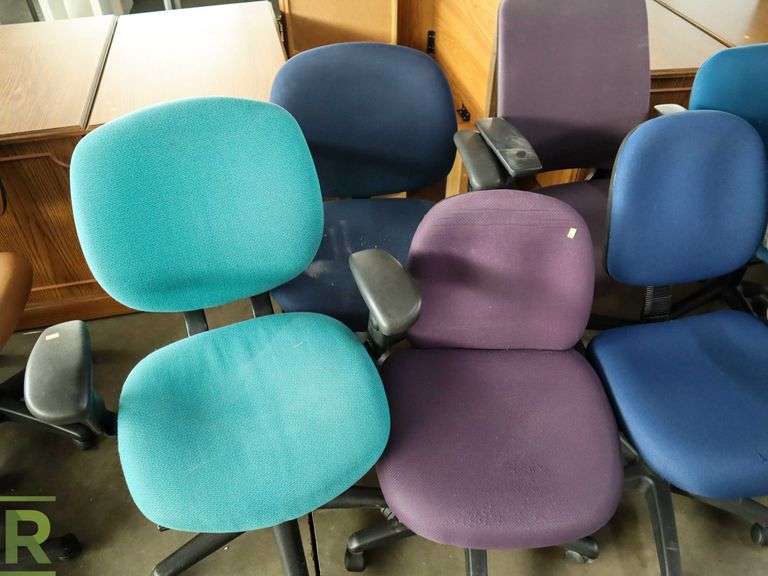 (9) Office Chairs - Roller Auctions