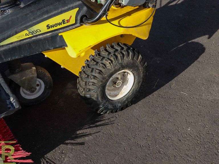 SnowEx SS 4000 Walk Behind Sweeper, Honda GXV 160 Gas Engine - Roller Auctions