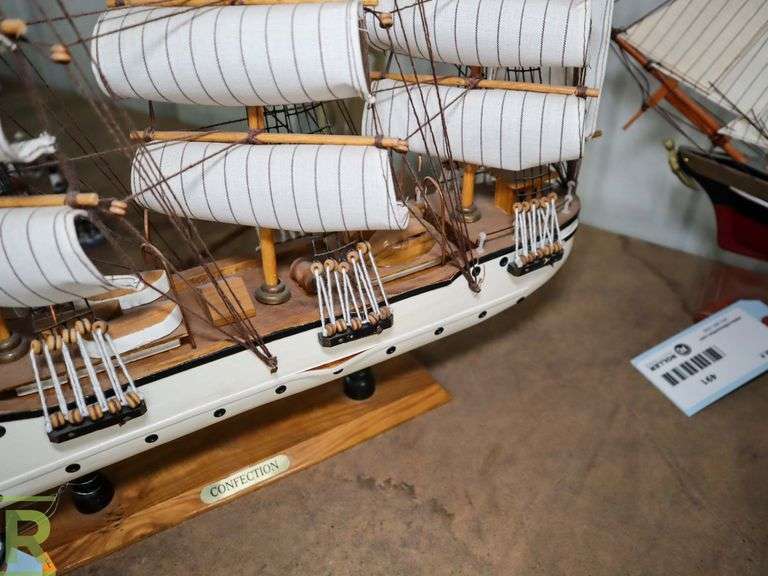 Collectable Ship - Roller Auctions