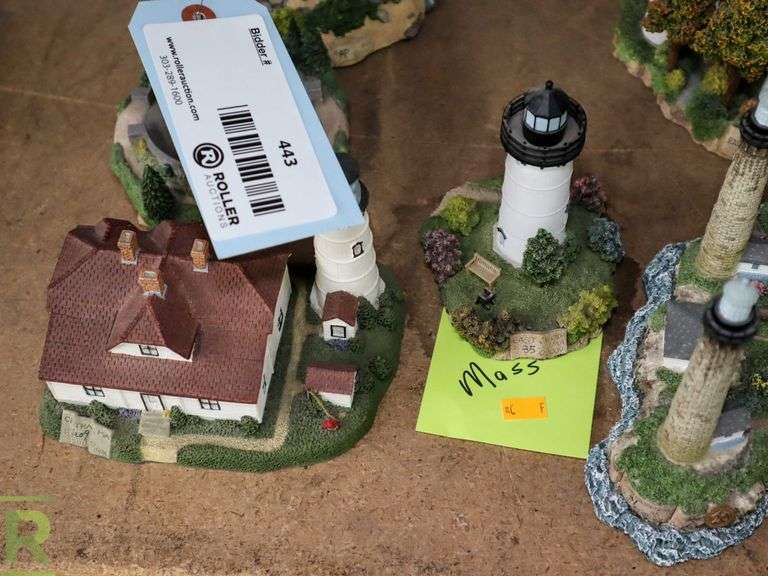 (8) Harbour Lights Collectable Lighthouses, Massachusetts - Roller Auctions