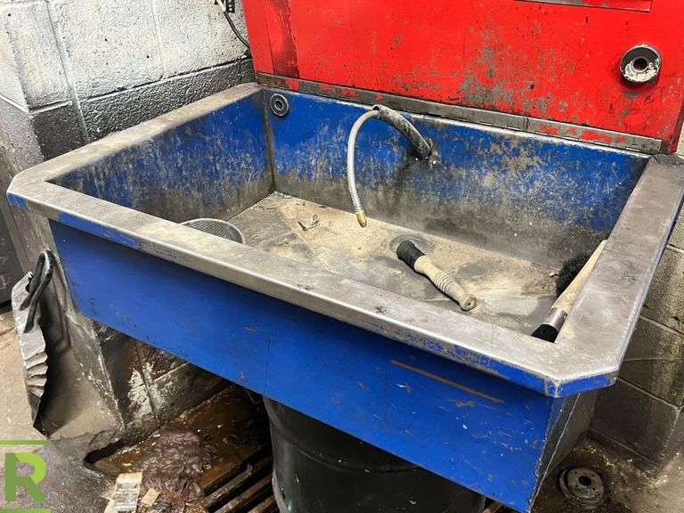 Zep DynaClean Parts Washer And Degreaser Roller Auctions