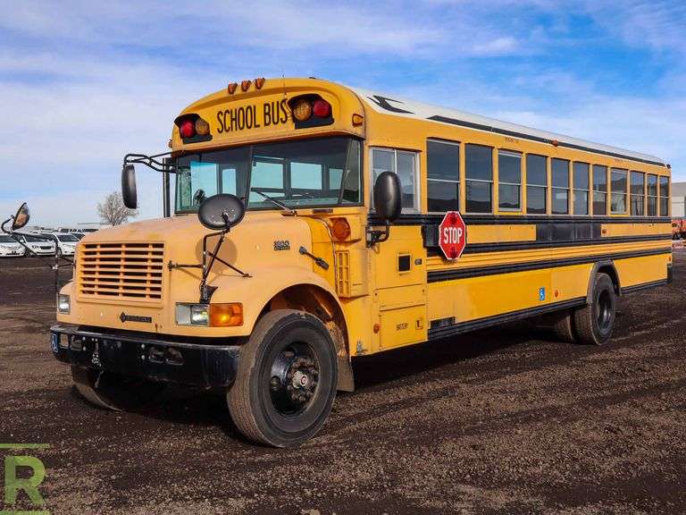2004 International 3800 Blue Bird RWD 60Passenger School Bus Roller