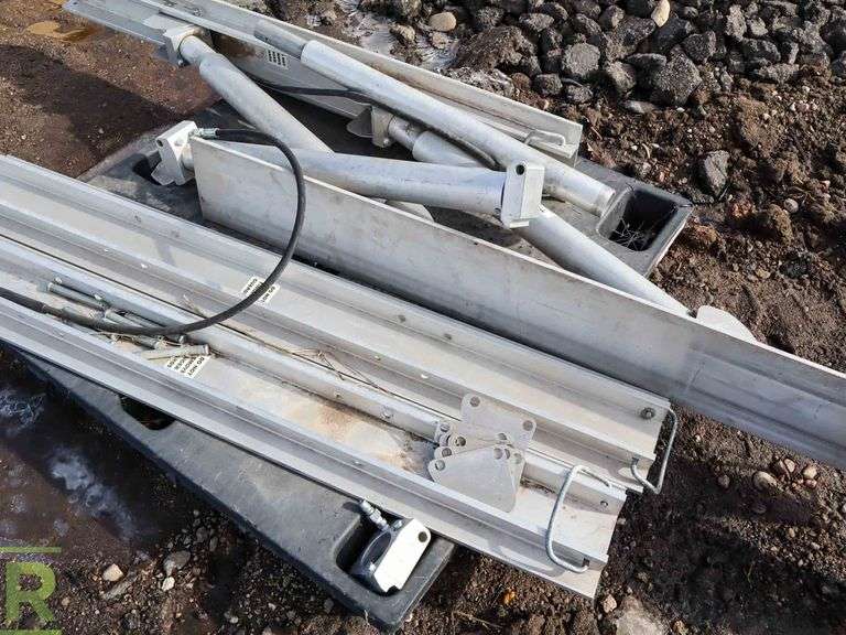 Tren-Shore 34/56 5' Hydraulic Trench Shoring Rail System - Roller Auctions
