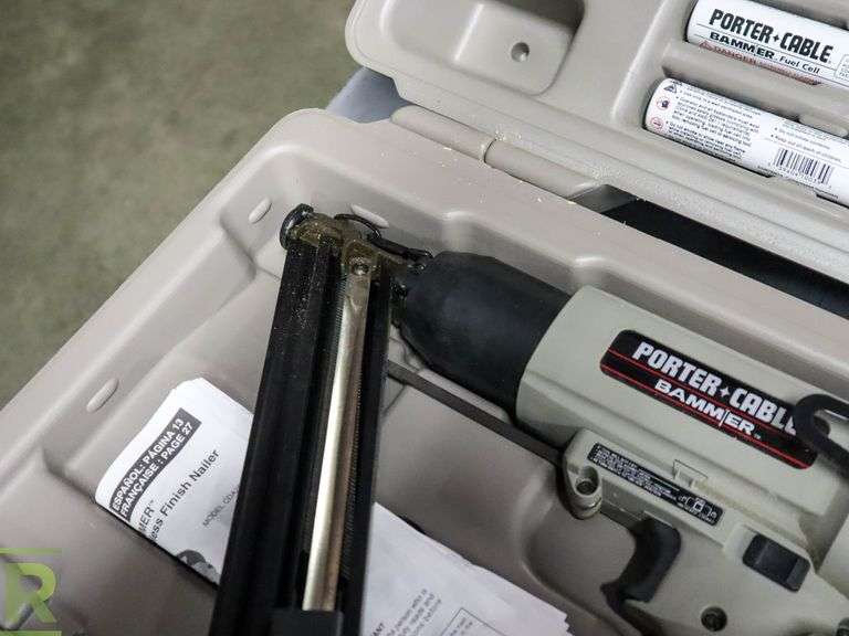 Porter Cable CDA250 Bammer Fuel Cell Cordless Finish Nailer Roller